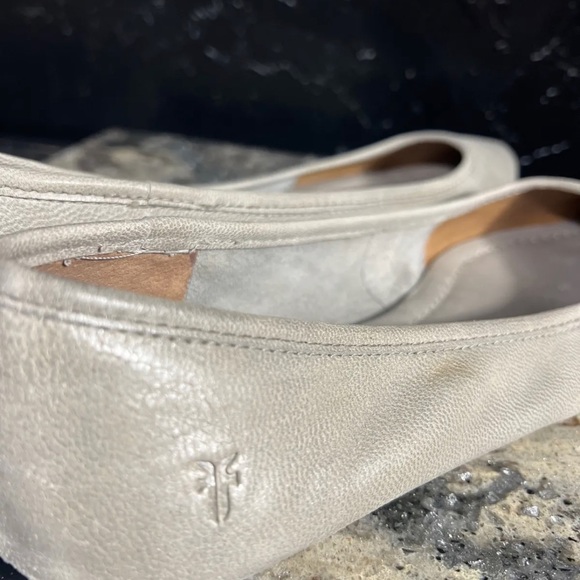 Frye Regina Ballet Flats Ash Gray Tan Women's Size 8.5 EUC leather - Picture 8 of 11